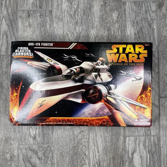 Hasbro Other - 2005 STAR WARS REVENGE OF THE SITH ARC-170 FIGHTER STARSHIP FOR 4" FIGURES NIB